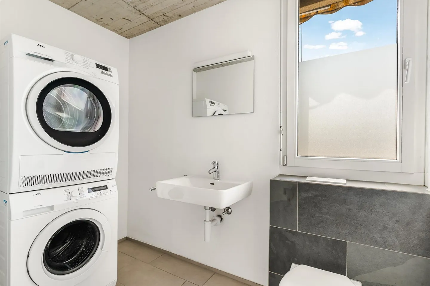 Appartamento moderno in una posizione tranquilla con vista sul verde - Foto 11 di 12
