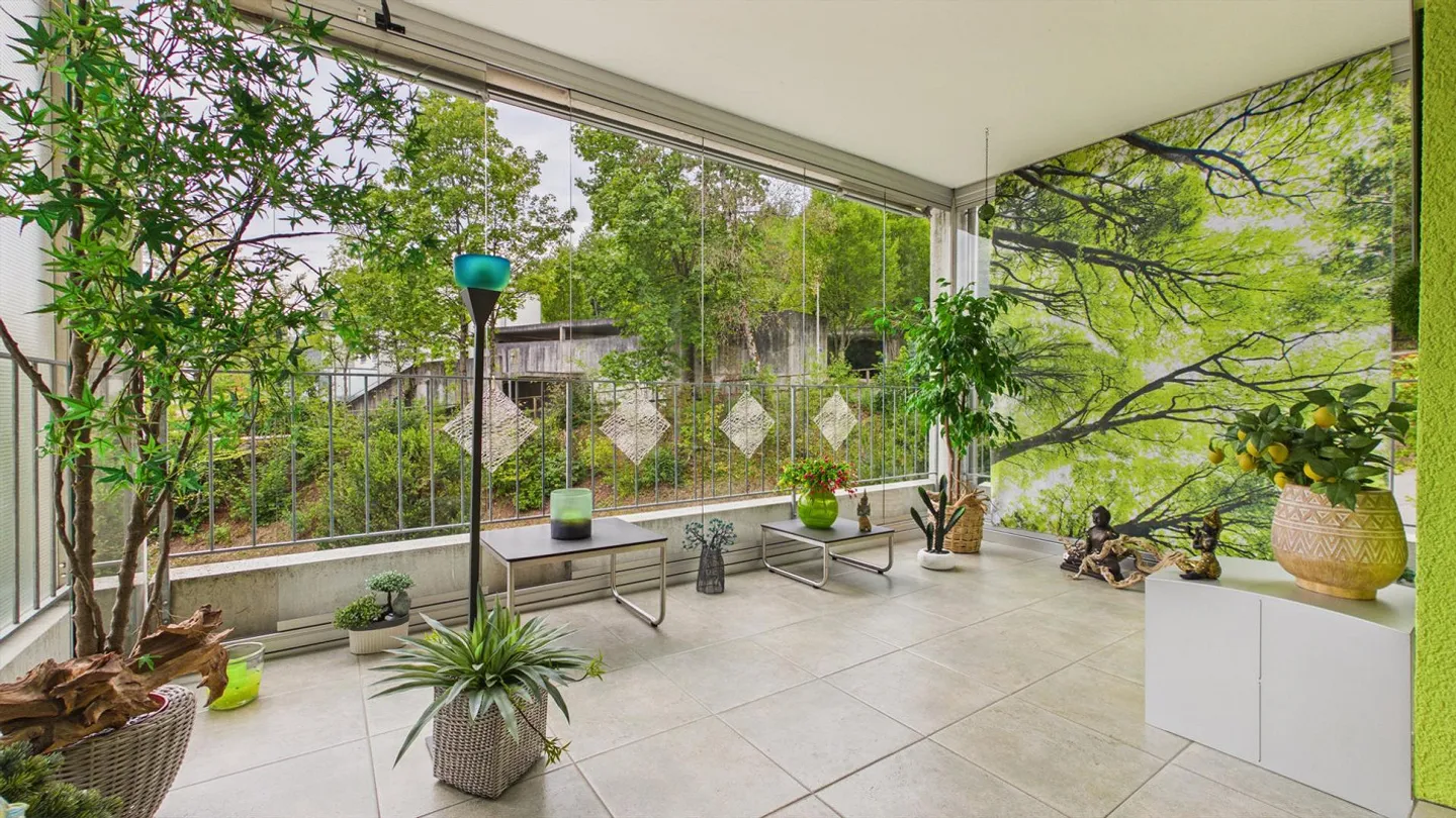Wohnen mit Feriengefühl – 3.5-Zimmer-Wohnung mit verglastem Balkon - Foto 7 di 14