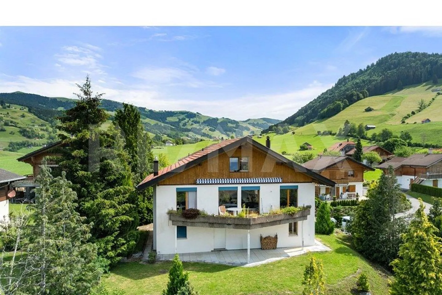 Exklusives Einfamilienhaus mit Aussicht - Foto 3 von 13