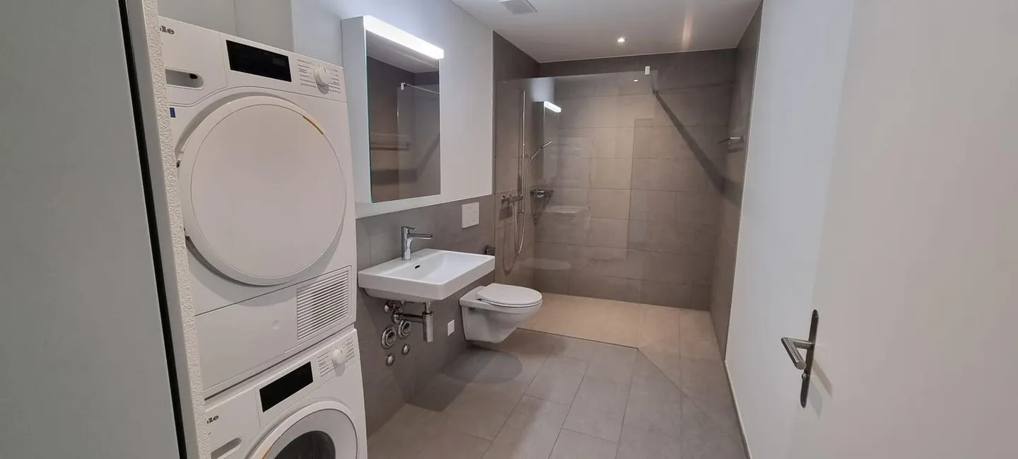 2½-room apartment with spacious balcony in central location - Photo 4 of 7