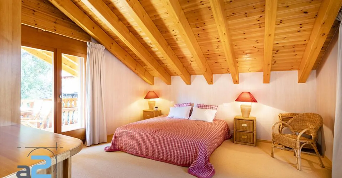 Attic Apartment by Lake - Photo 9 of 13