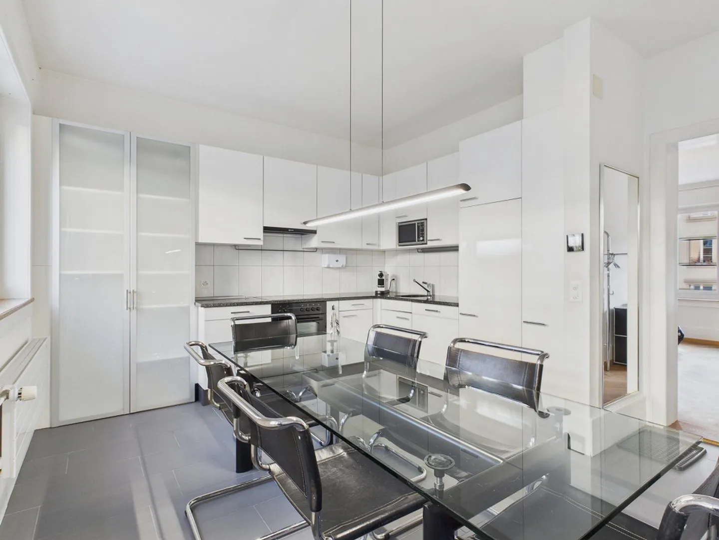 Attractive city apartment with balcony and garage in Länggasse - Photo 9 of 13