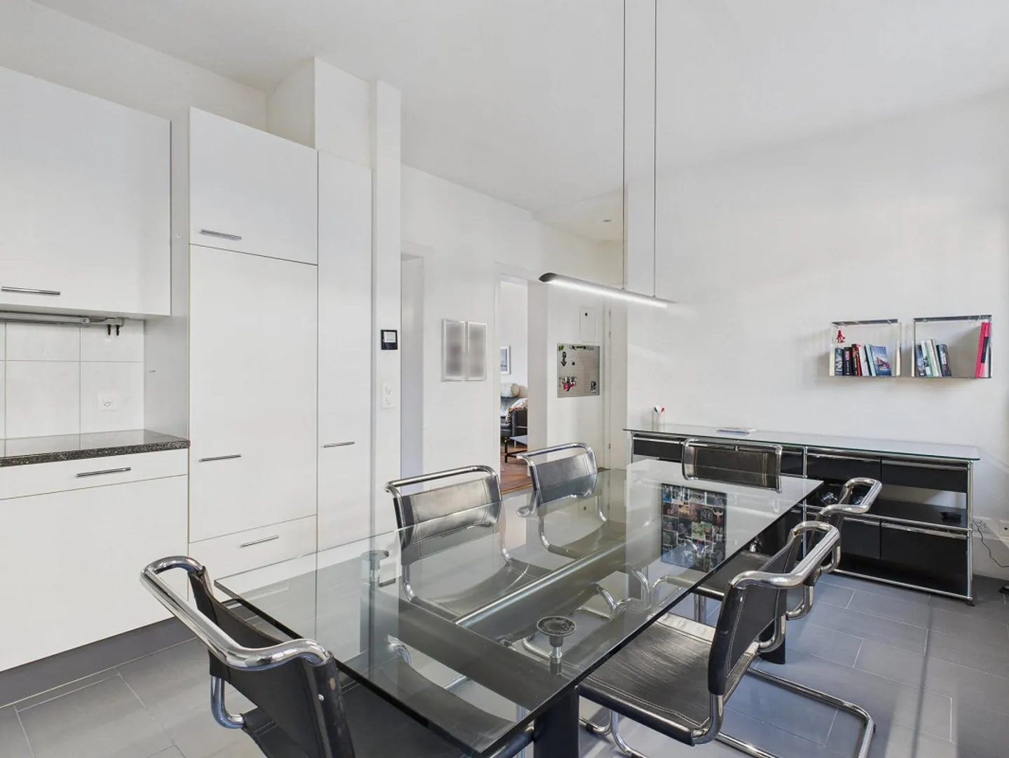 Attractive city apartment with balcony and garage in Länggasse - Photo 10 of 13