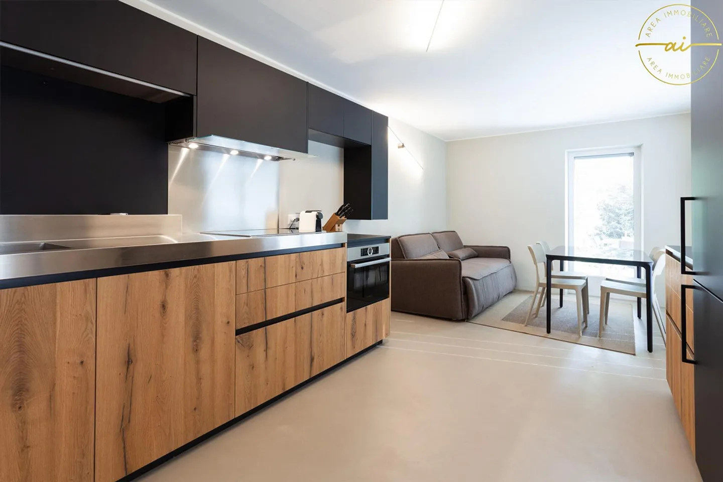 Exclusive 2.5 Rooms Lake View with Garden and Terrace - Photo 4 of 13