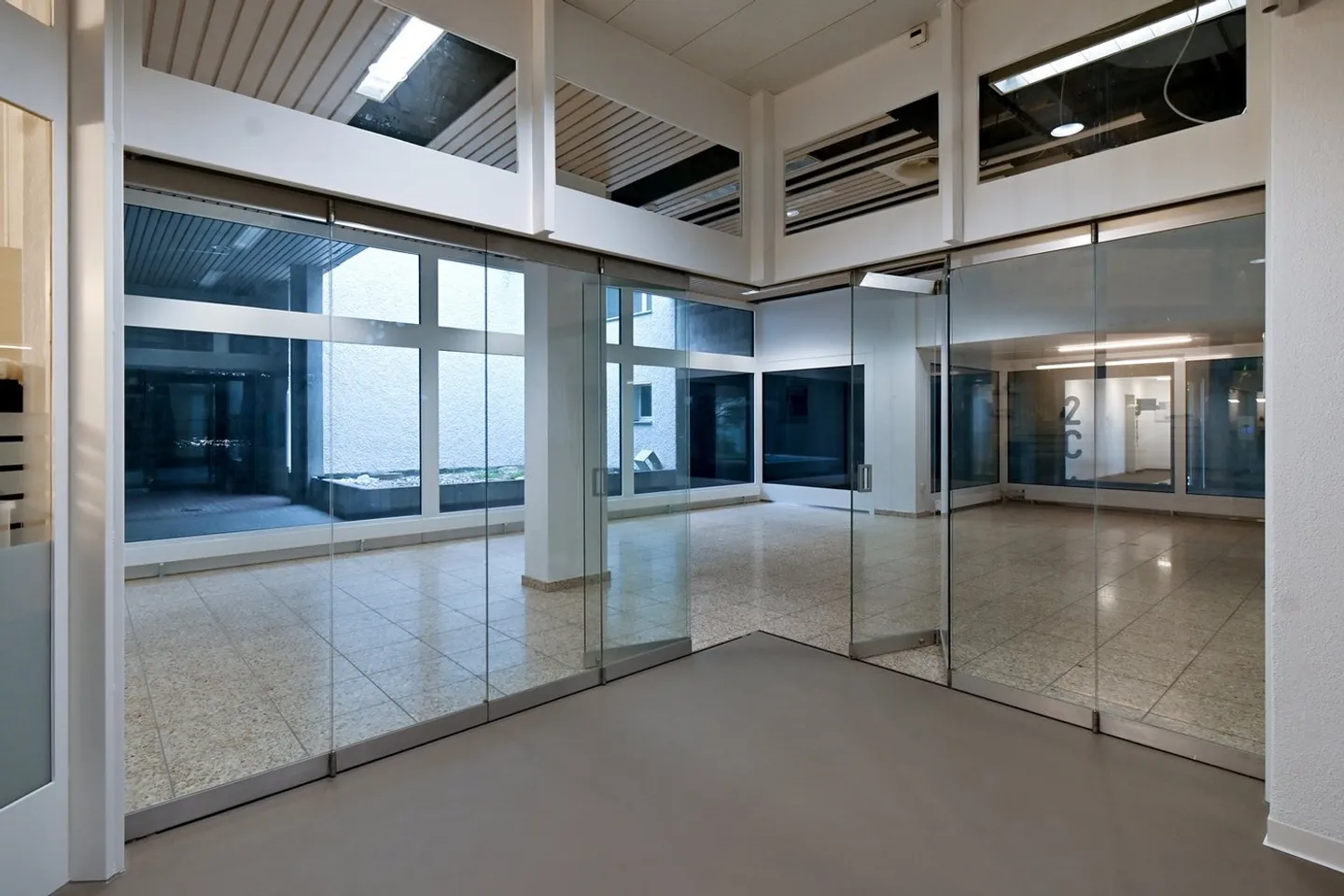 Spazio commerciale adatto al settore sanitario - Foto 5 di 6