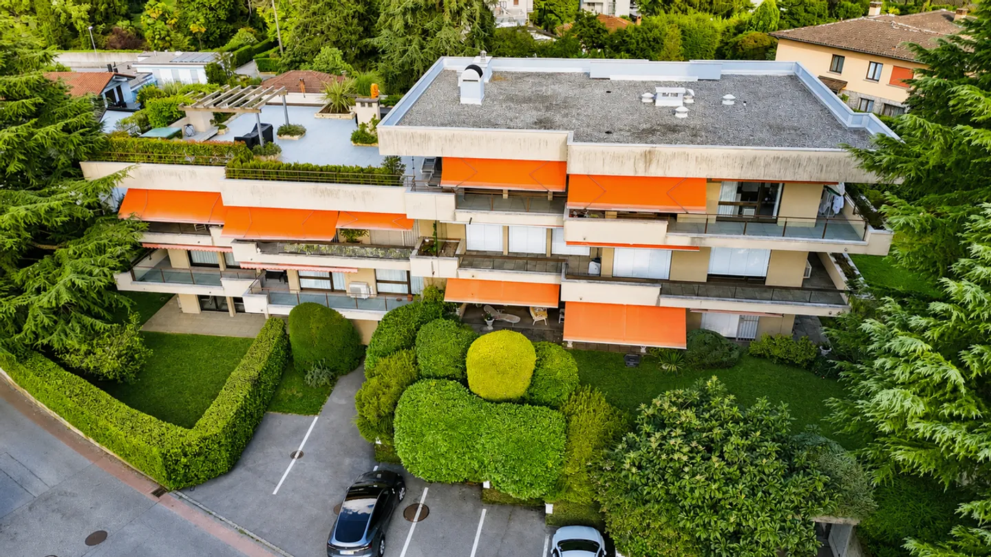 Élégant appartement 5 pièces à Gentilino - Photo 4 sur 28