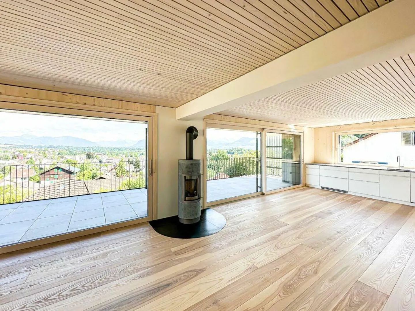 Appartement unique de 4,5 pièces dans un emplacement exceptionnel et gran... - Photo 5 sur 12