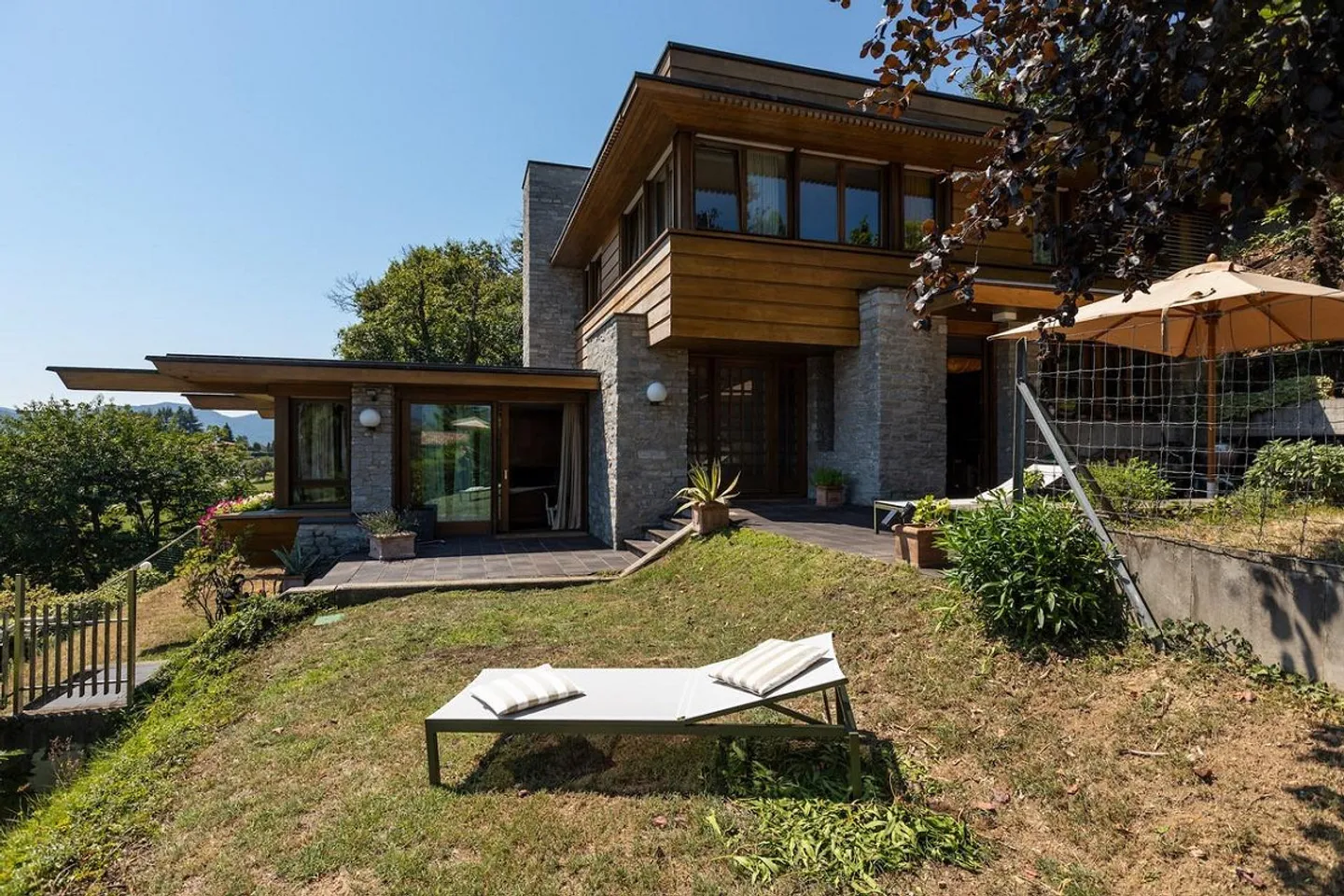 Villa con Vista Lago - Foto 1 di 13
