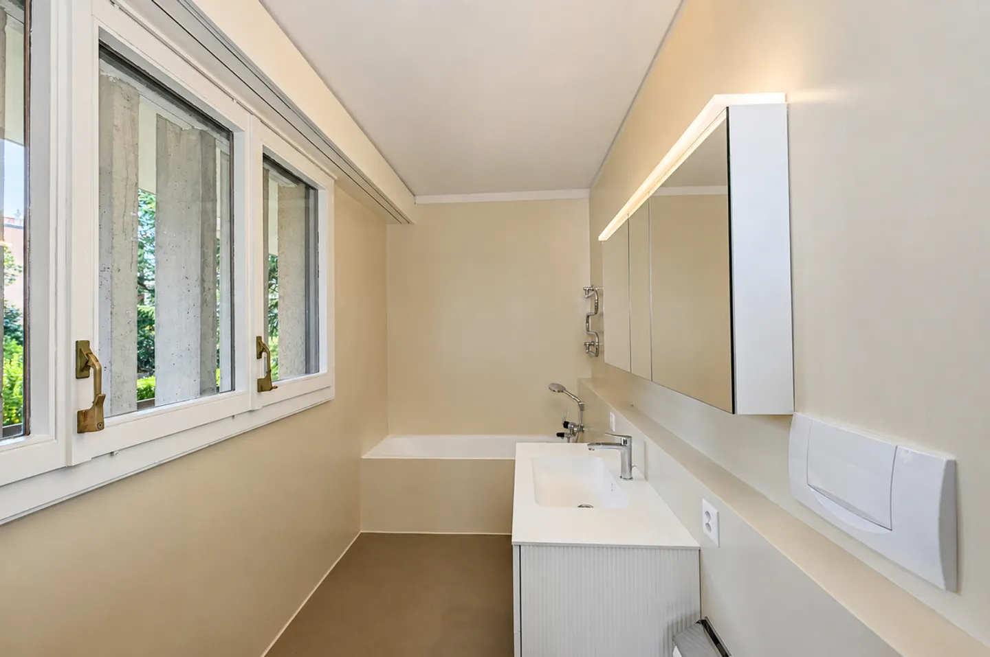 Élégant appartement 5 pièces à Gentilino - Photo 15 sur 28