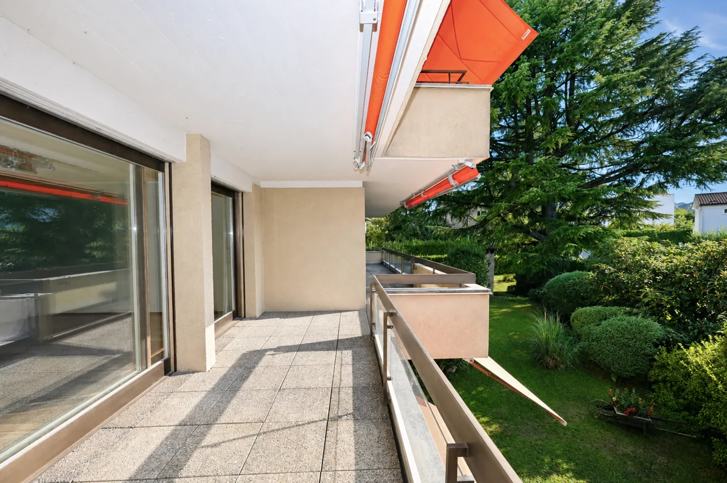 Élégant appartement 5 pièces à Gentilino - Photo 19 sur 28