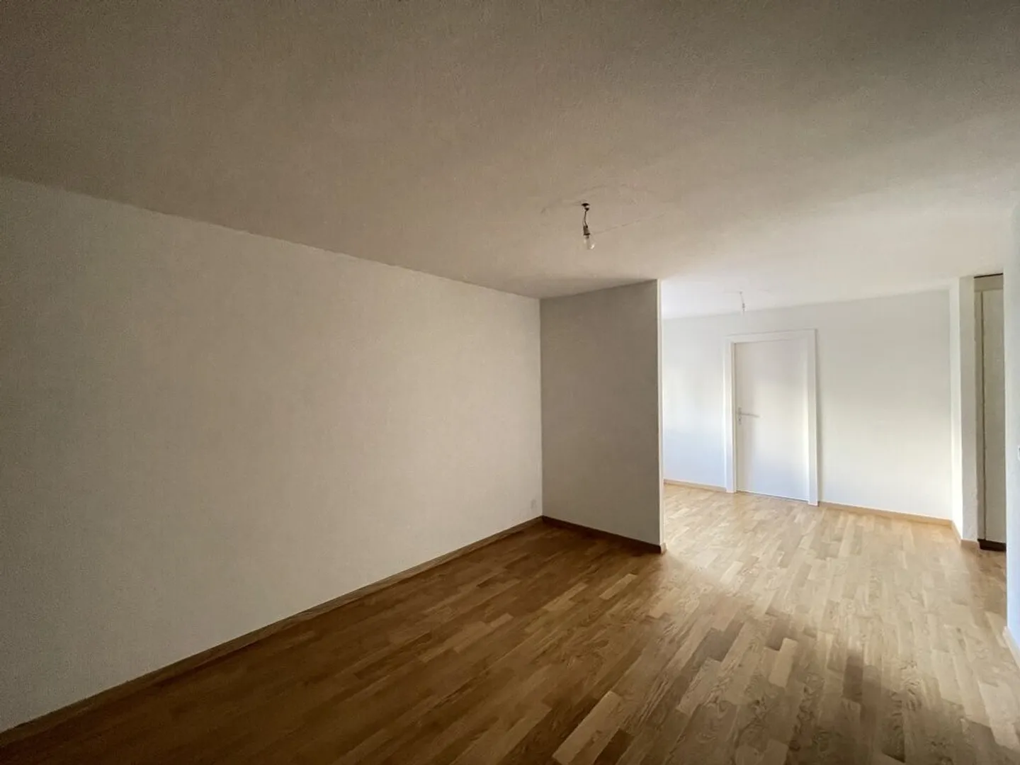 Charmant appartement 3.5 pièces - Photo 2 sur 4