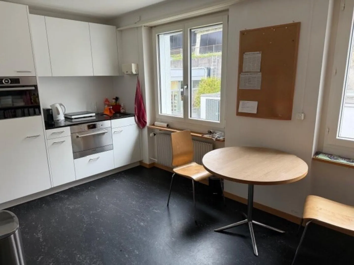 Vielseitiger Büroraum in Luzern - Foto 5 von 6