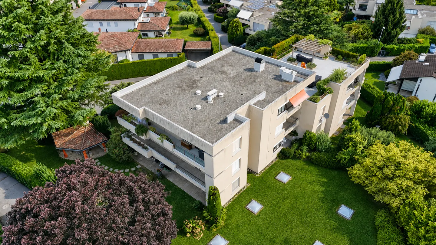 Élégant appartement 5 pièces à Gentilino - Photo 26 sur 28