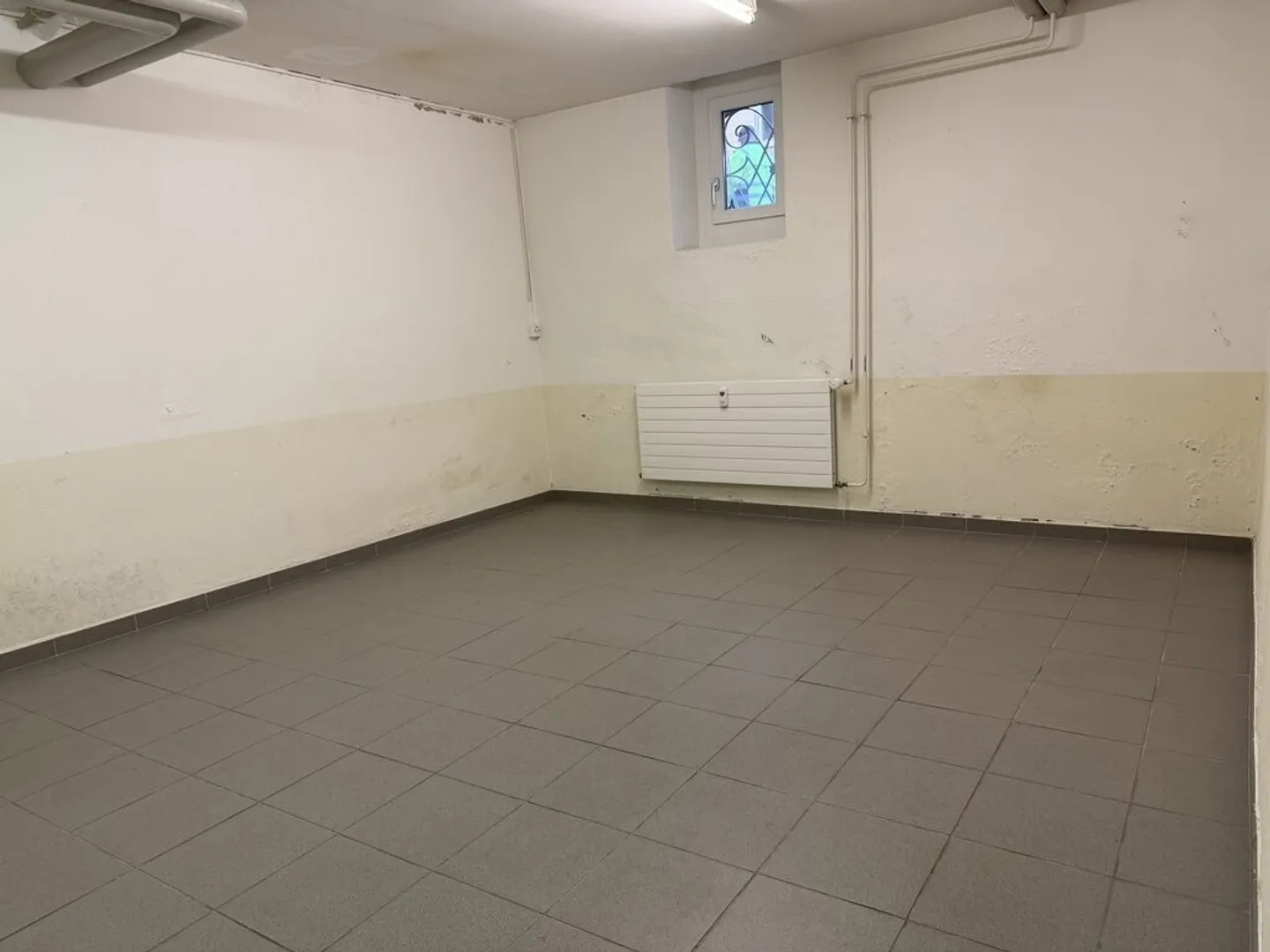 Immobile in affitto - Foto 2 di 3