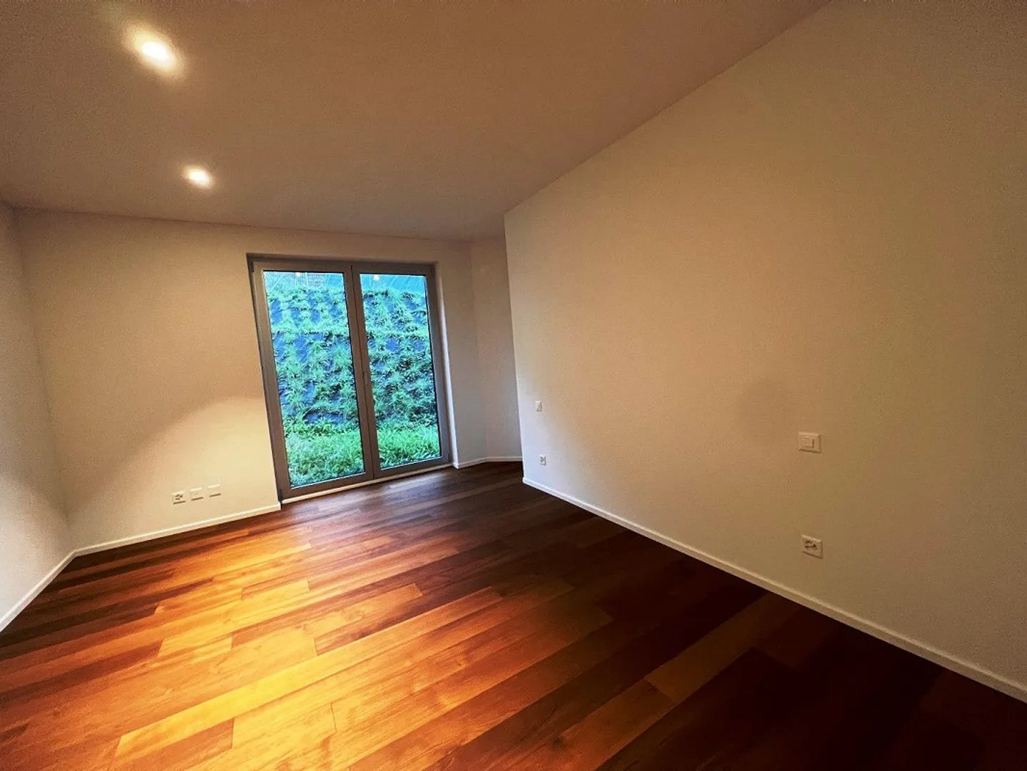 NEW 5.5-ROOM APARTMENT WITH SPECTACULAR LAKE VIEW - Photo 11 of 13