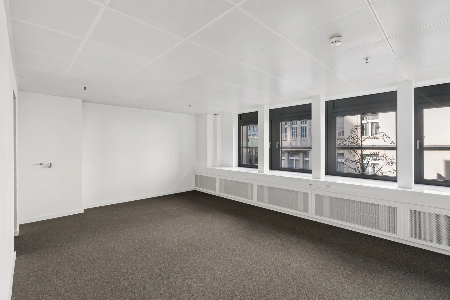 Prime Office Space in St.Gallen - Photo 4 of 11