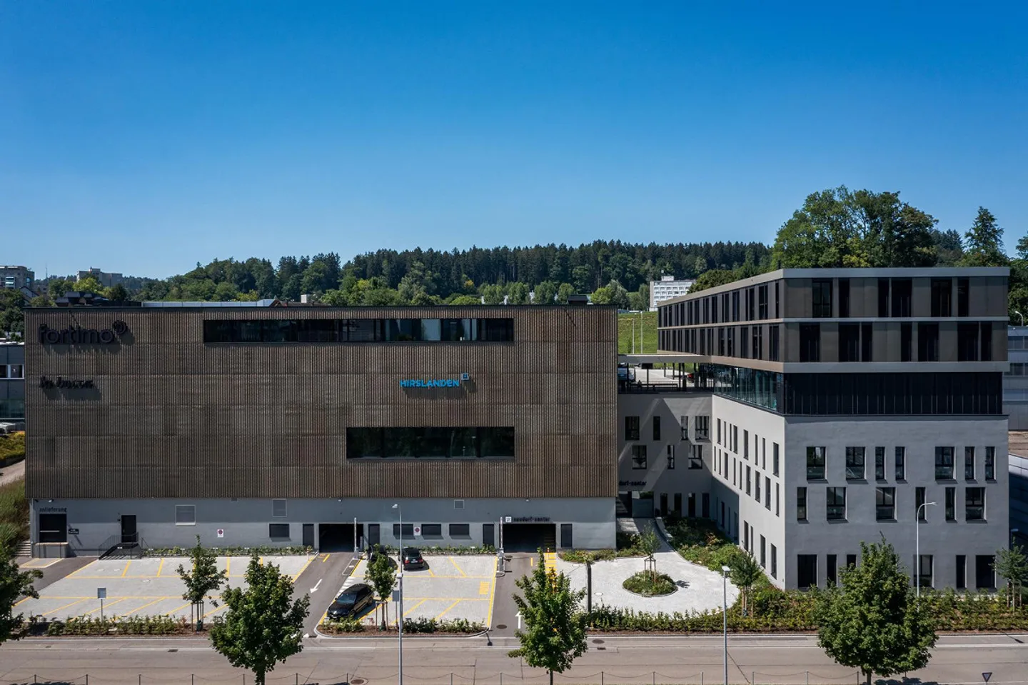 Your Competence Center with Best Connectivity | Neudorf Center - Photo 7 of 8