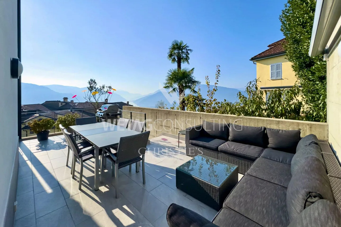 Lugano?Vernate: Elegante villa con vista lago e accesso a frutteto e piscina comuni in vendita - Foto 11 di 13