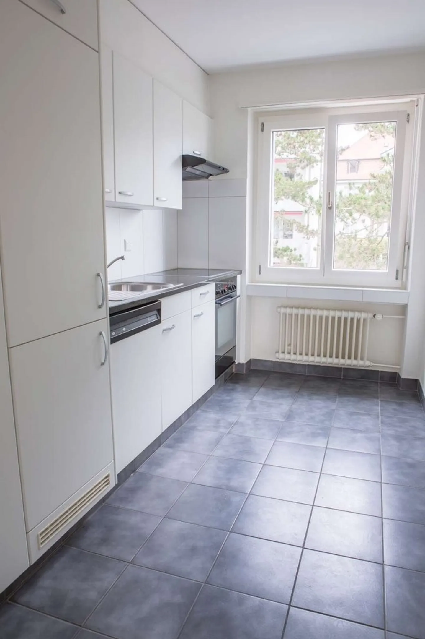Studio for rent in Jolimont - Photo 2 of 5