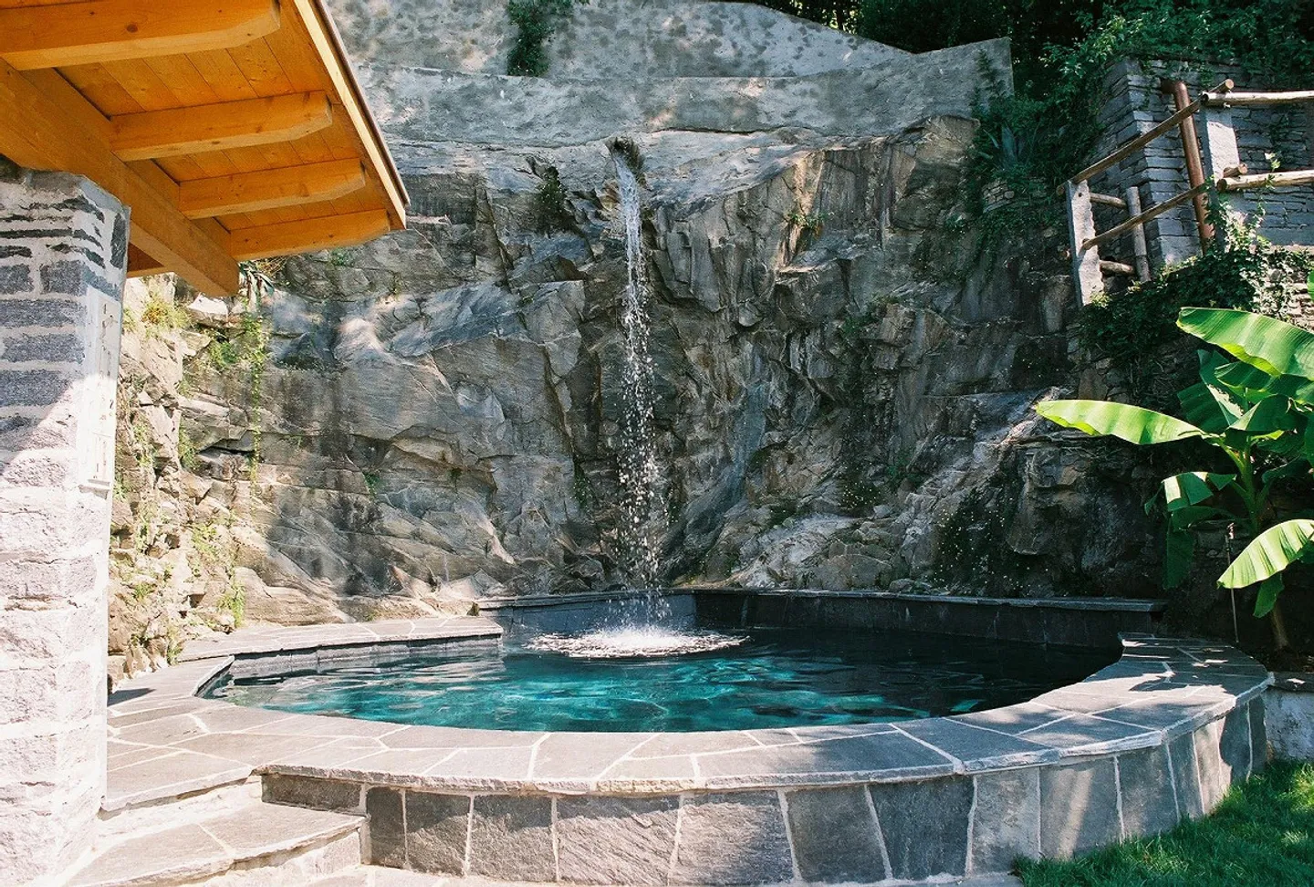 App. nuovo: 3.5 locale con piscina e vista mozzafiato sul Lago Maggiore - Foto 4 di 14