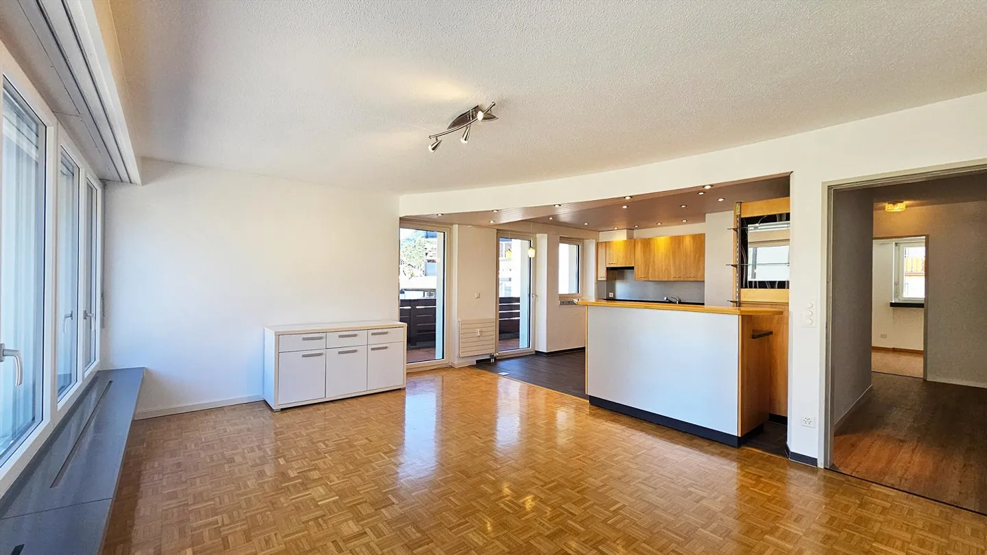 4.5-Zimmer-Wohnung an zentraler Lage im Dorf - Foto 3 von 15