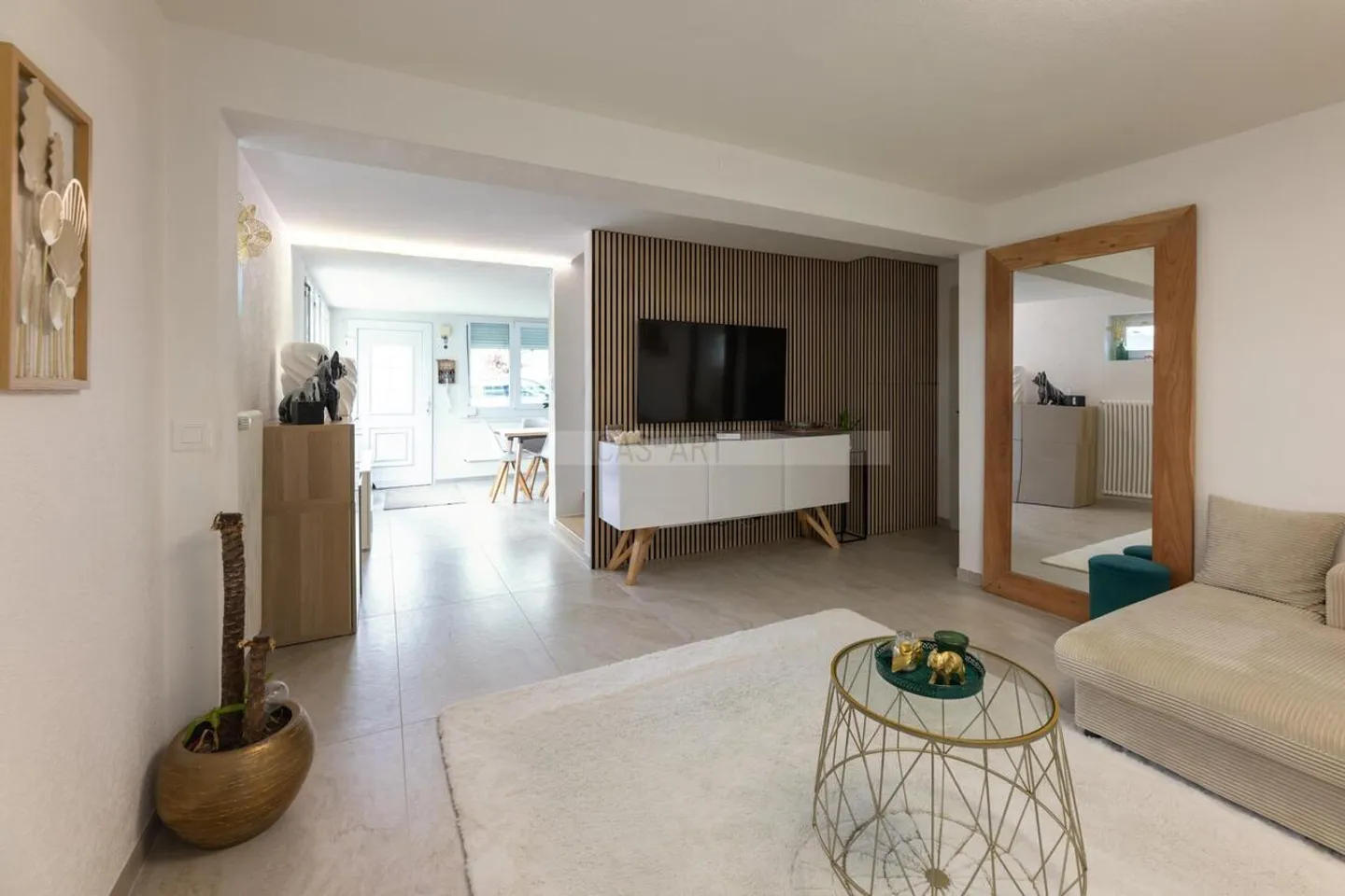 Family-Friendly Detached Villa - Photo 9 of 17