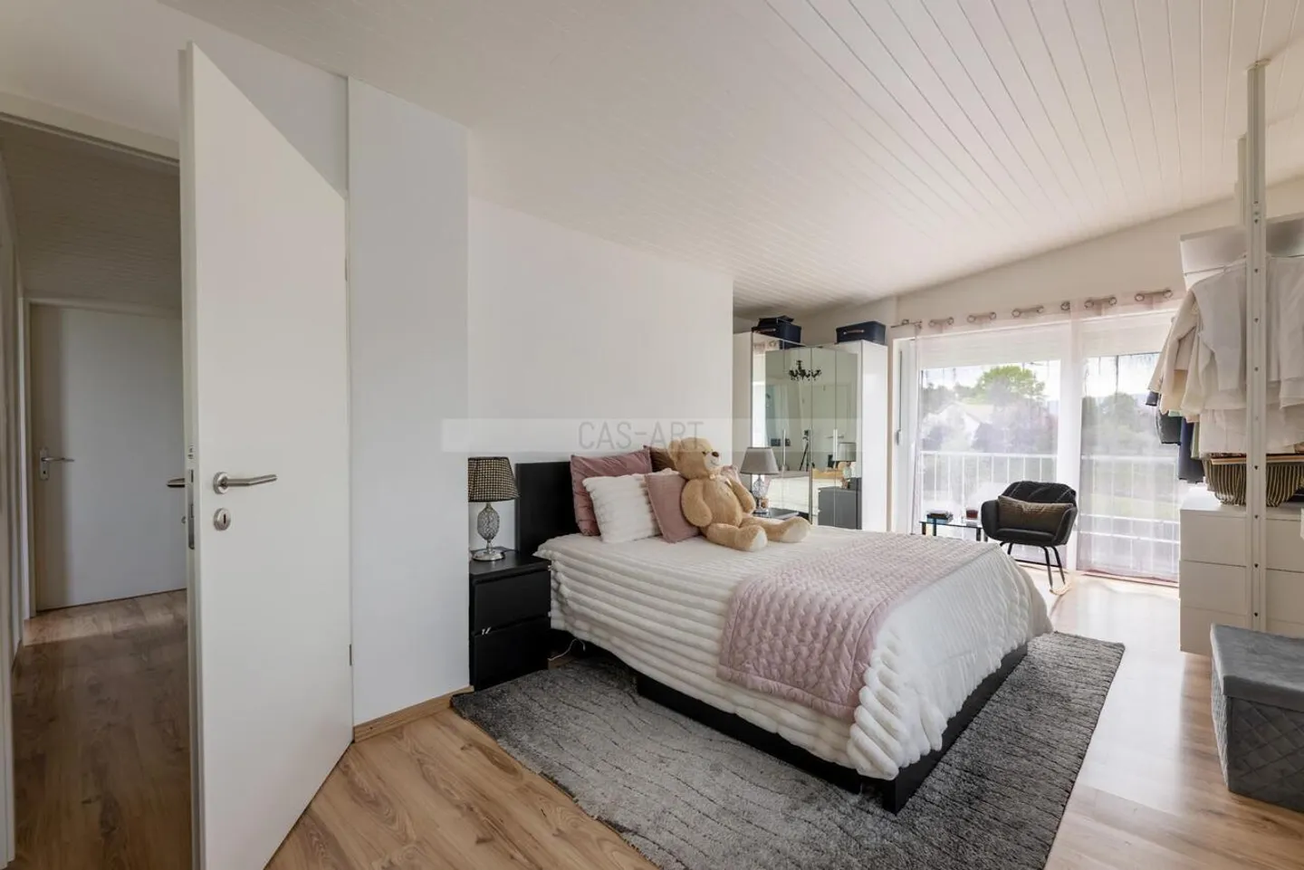 Family-Friendly Detached Villa - Photo 11 of 17