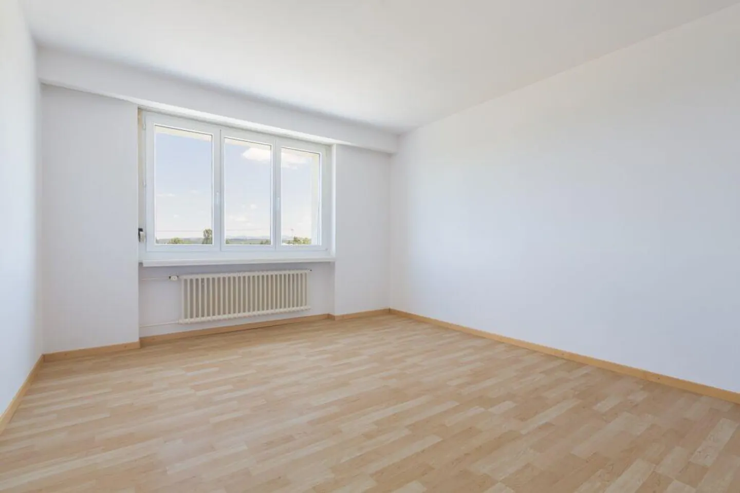 Appartamento attraente di 3,5 stanze in affitto - Foto 7 di 8