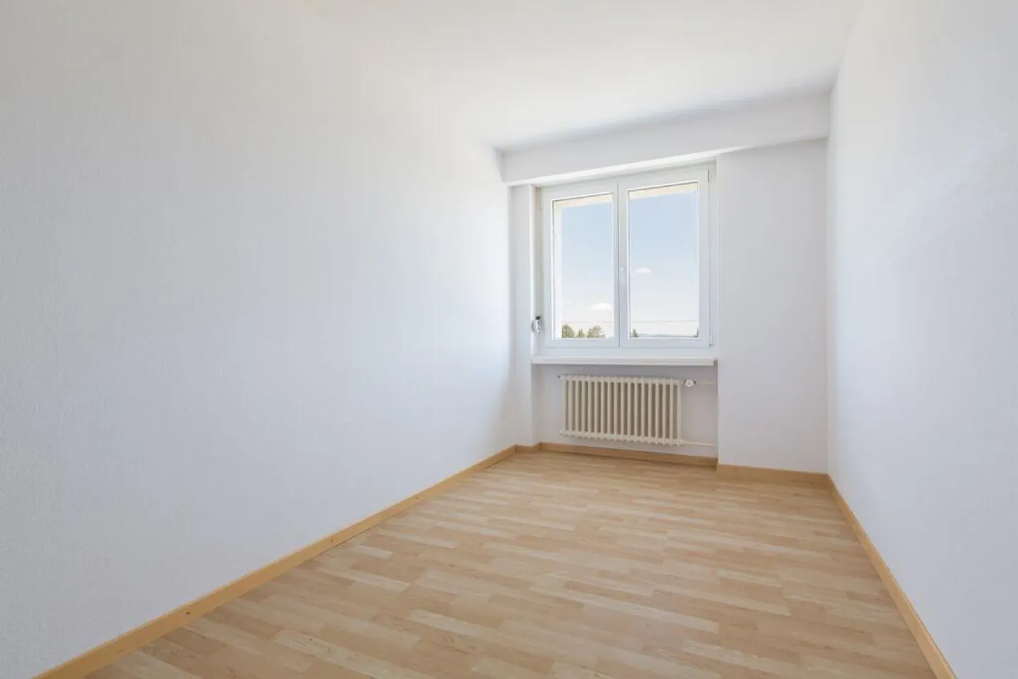 Appartamento attraente di 3,5 stanze in affitto - Foto 8 di 8
