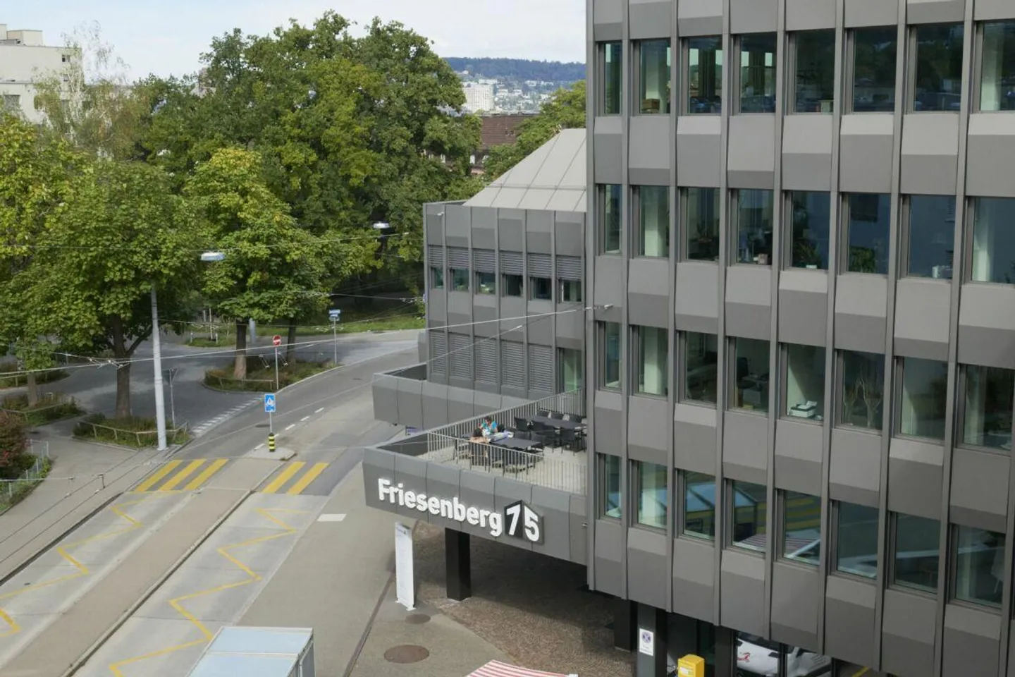 «Open-Space-Büro mit separatem Meeting Room» - Foto 12 von 16