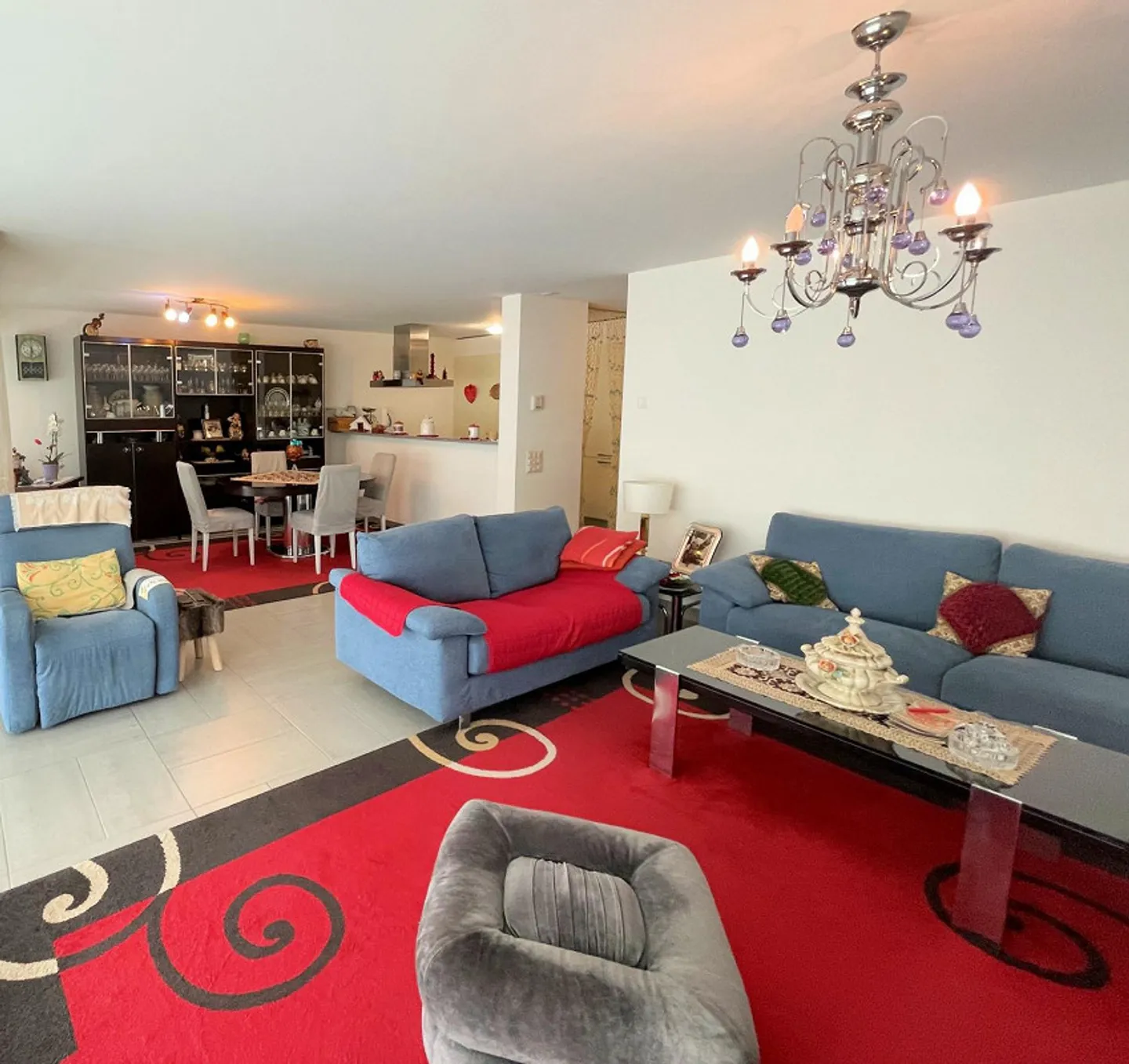 Spacious apartment with large terrace in a very quiet area - Photo 5 of 14