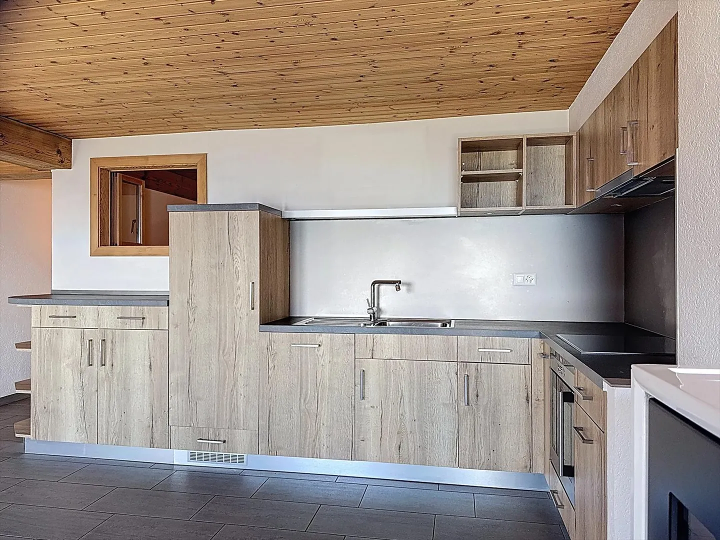 Appartamento ristrutturato di 2,5 stanze a Torgon - Foto 4 di 9