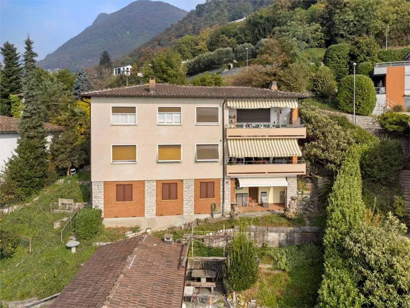 Immobilienentwicklung in Aldesago - 3 Wohnungen oder Panoramavilla - Foto 3 von 6