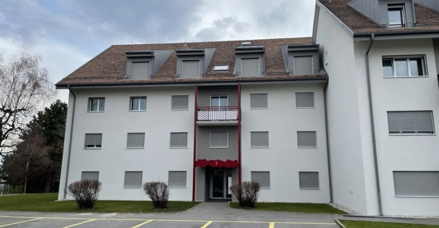 Places de Parking Pratiques - Photo 1 sur 1