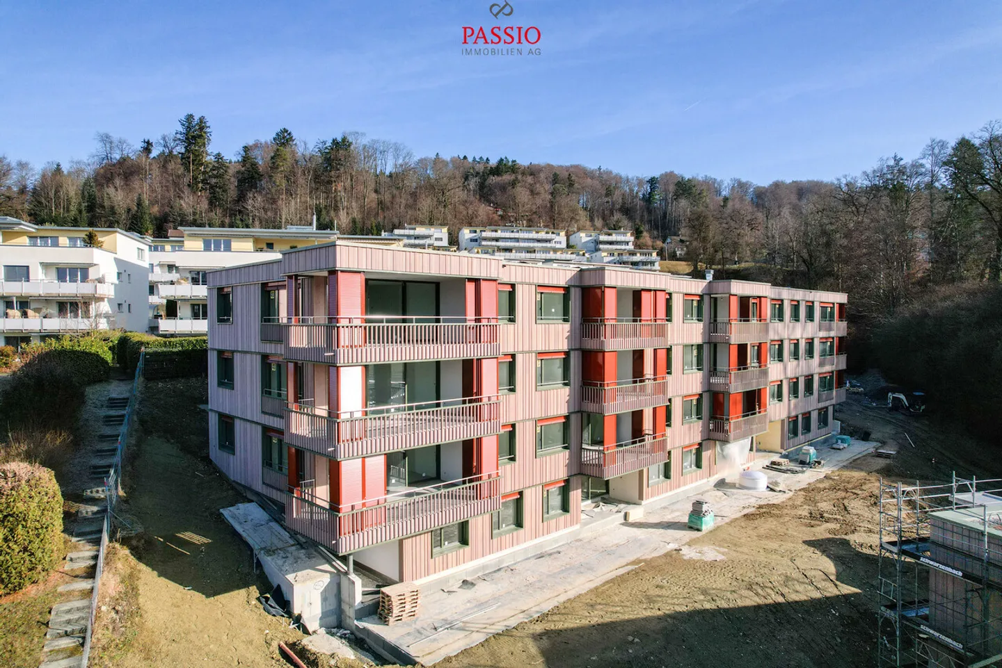 Exclusive 5.5-room new ground floor apartment with high-quality finish - Photo 3 of 14