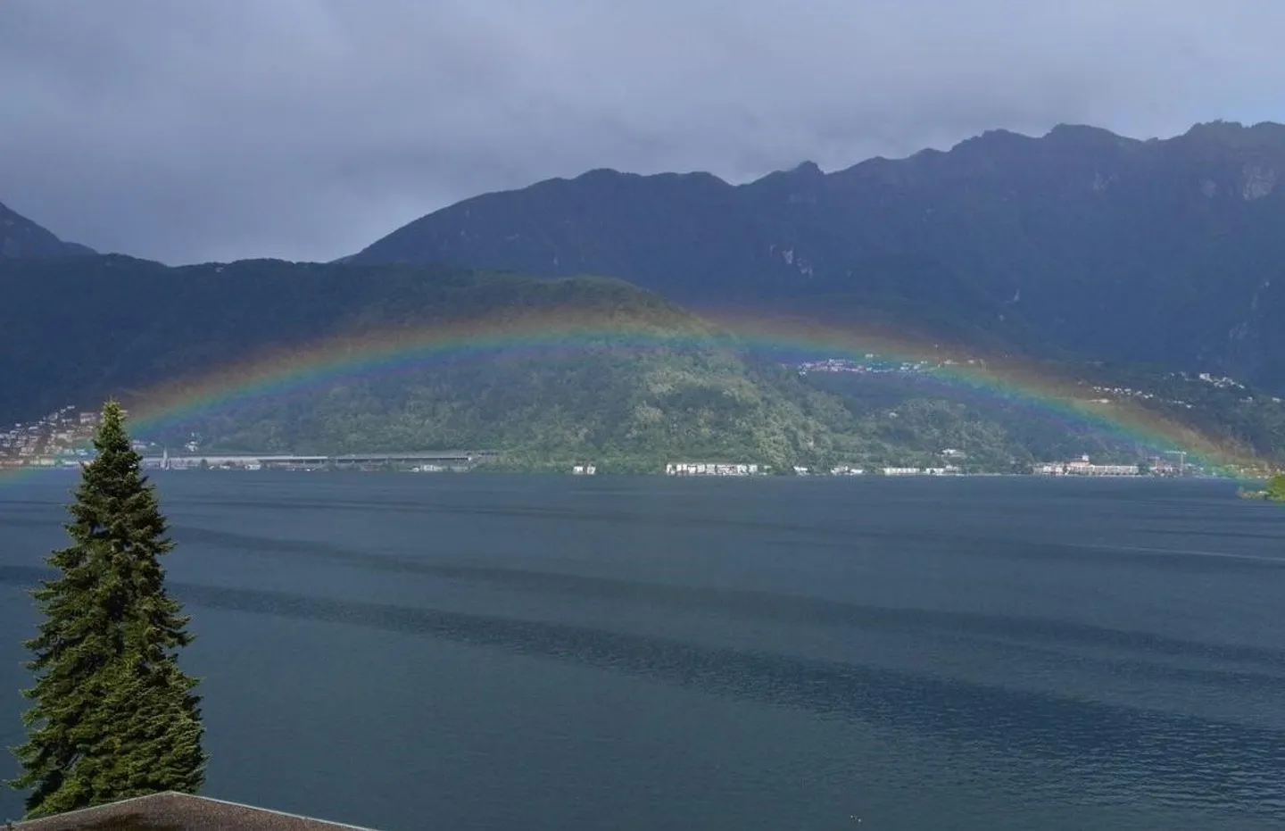 Appartamento fronte lago - Foto 9 di 9