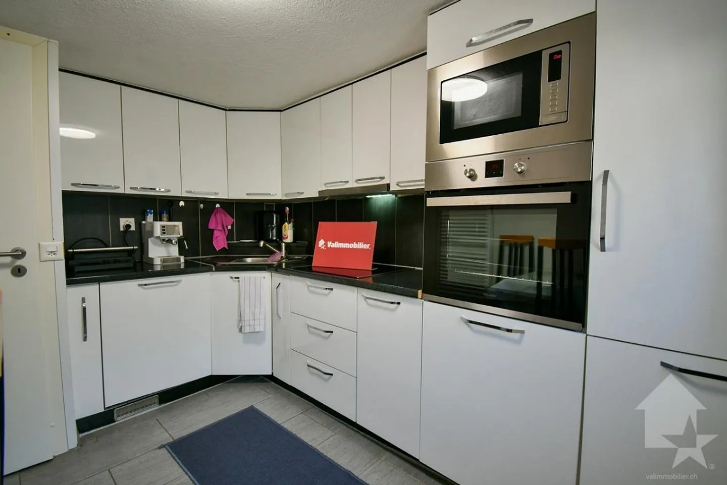 Grande casa familiare con appartamento attiguo a Dorénaz - Foto 16 di 23