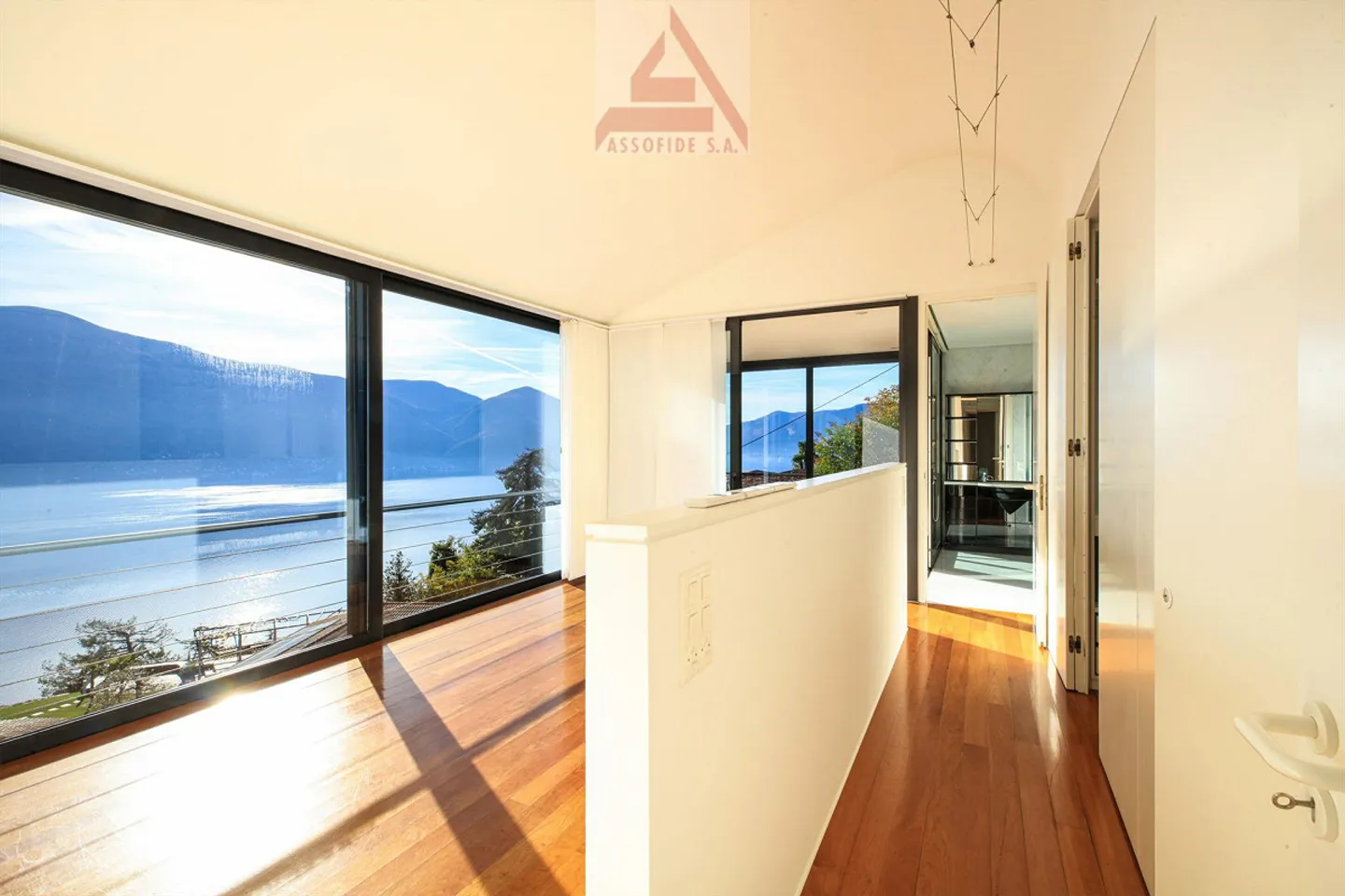 Modern Villa with Dependence - Photo 6 of 8