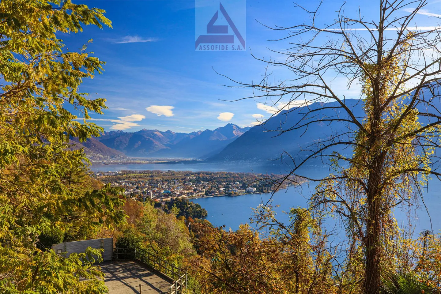 Modern Villa with Dependence - Photo 8 of 8