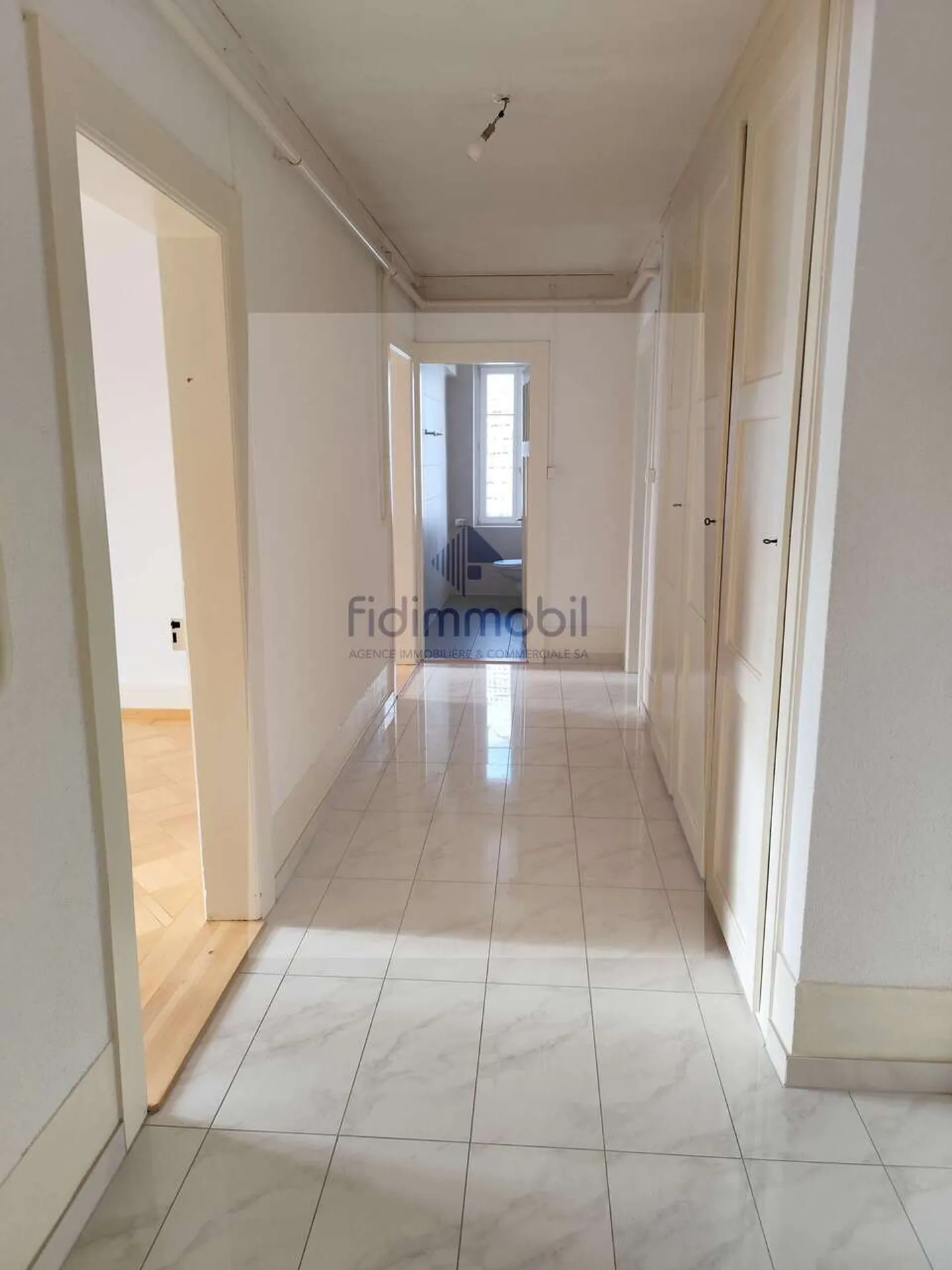 Zu vermieten, 3 Zimmer, Jardinière 131, La Chaux-de-Fonds - Foto 4 von 8