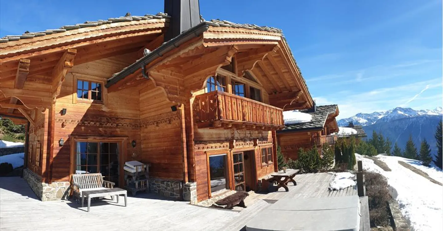 Chalet con Jacuzzi - Foto 1 di 11