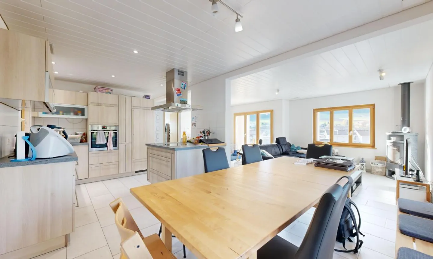 Maison 7.5 pièces, rénovée à neuf : CHF 500?000 de travaux effectués ! - Photo 7 sur 13