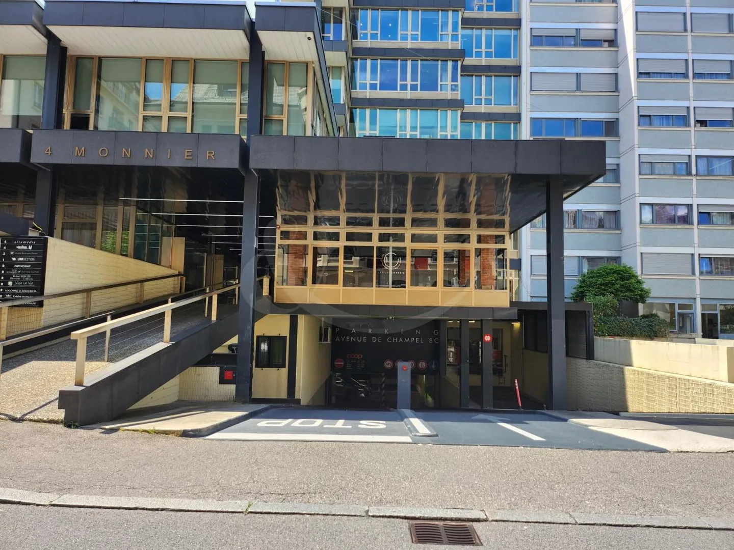 1 Rue Marc-Monnier, Parking au 2ème Sous-sol - Photo 1 sur 1