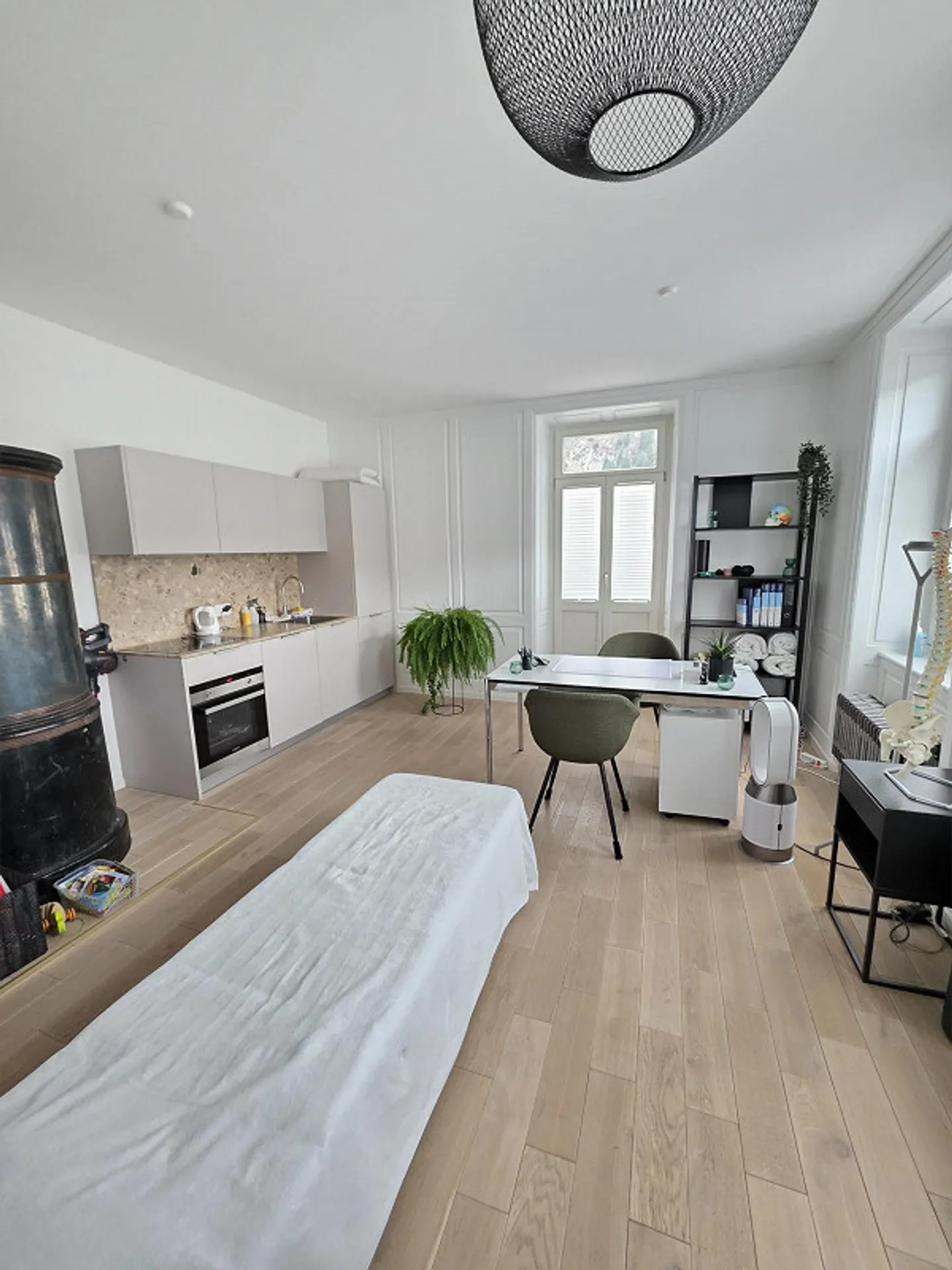 Appartement lumineux de 2,5 pièces - Photo 2 sur 10