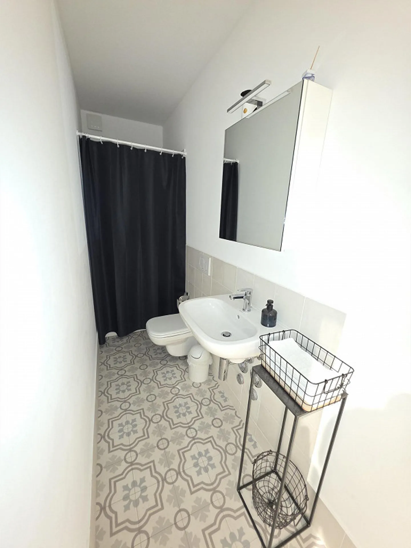 Appartement lumineux de 2,5 pièces - Photo 7 sur 10