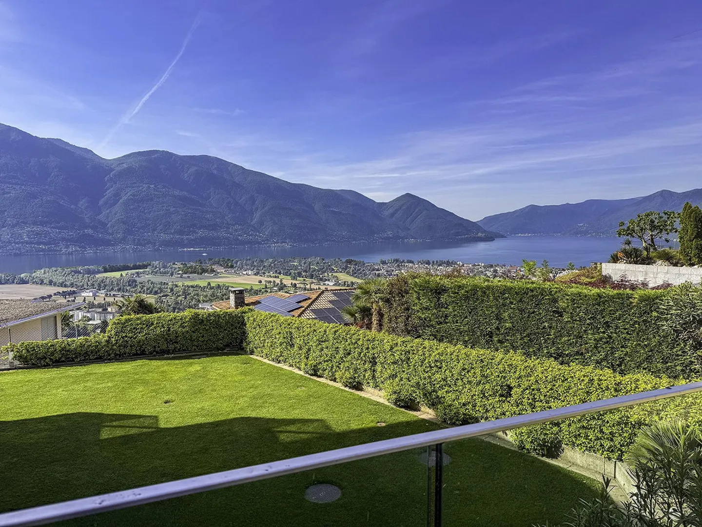Appartement 3,5 pièces avec jardin et vue panoramique sur le lac - Photo 9 sur 24