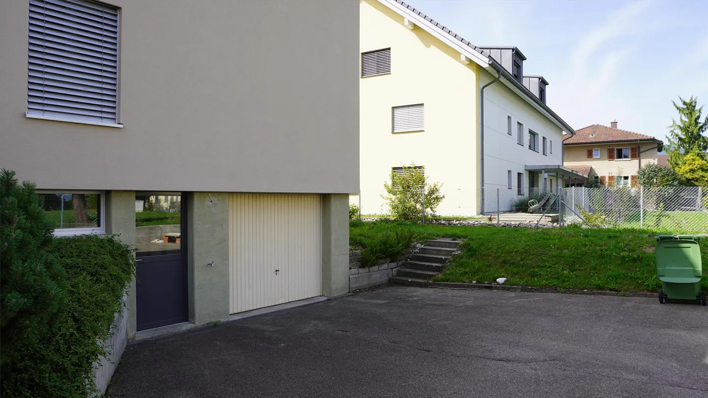 4½-Zimmer-Wohnung in Thierachern b. Thun – gepflegt, bezugsbsbereit - Foto 26 di 27