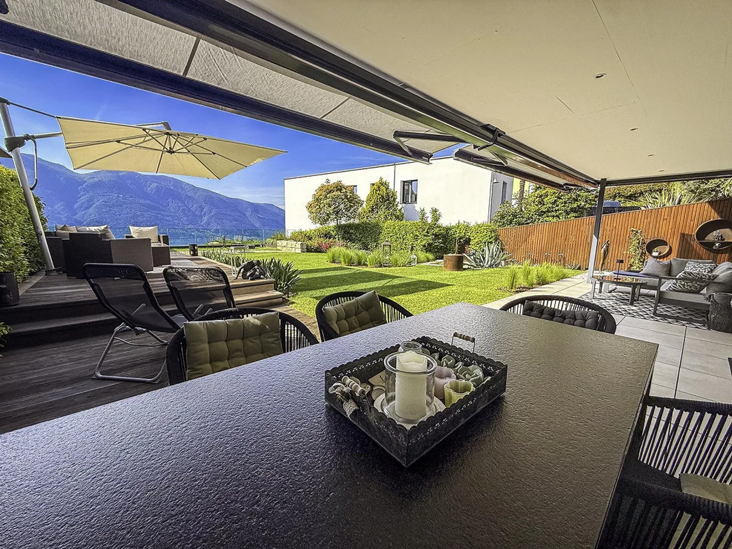 Appartement 3,5 pièces avec jardin et vue panoramique sur le lac - Photo 11 sur 24