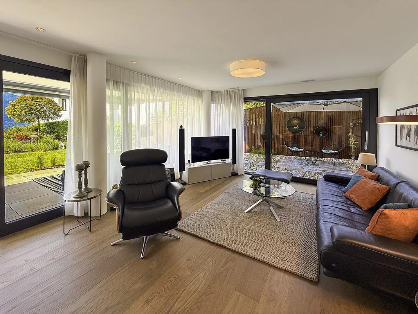 Appartement 3,5 pièces avec jardin et vue panoramique sur le lac - Photo 12 sur 24