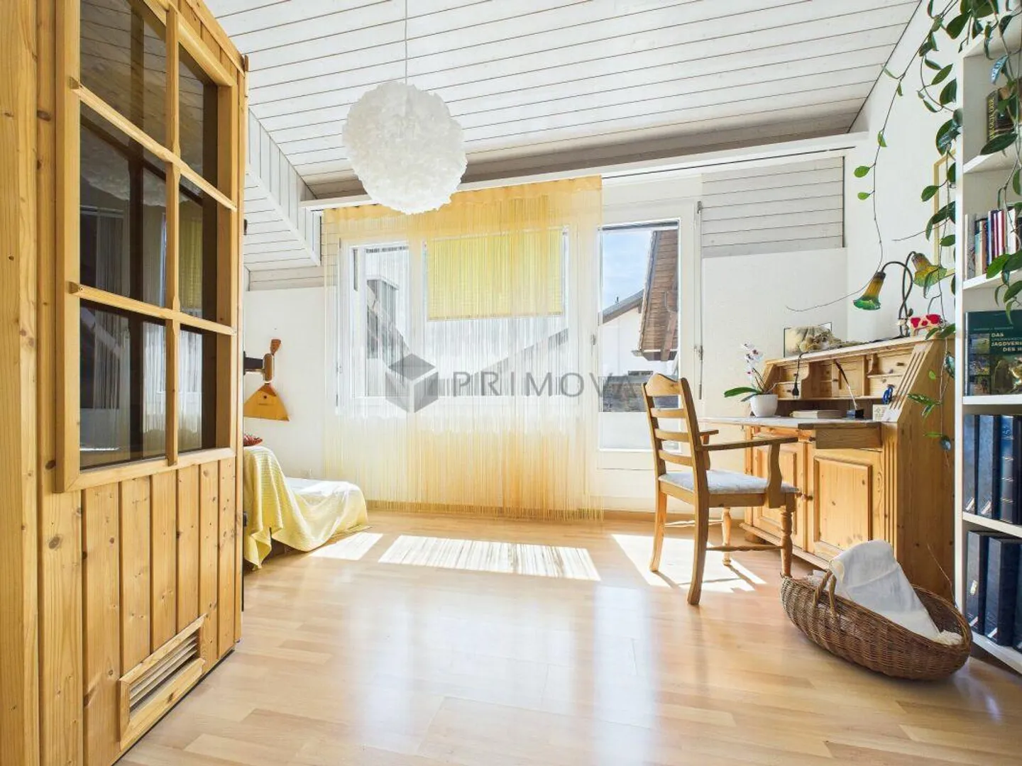 Grandioses 6.5 Zimmer DEFH mit unverbaubarer Bergsicht, bietet alles was das Herz begehrt! - Foto 10 von 14